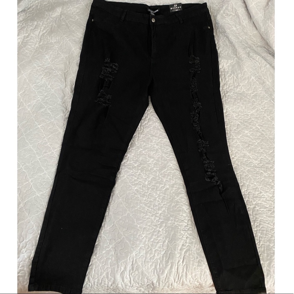 Fashion Nova Distressed Skinny Jeans